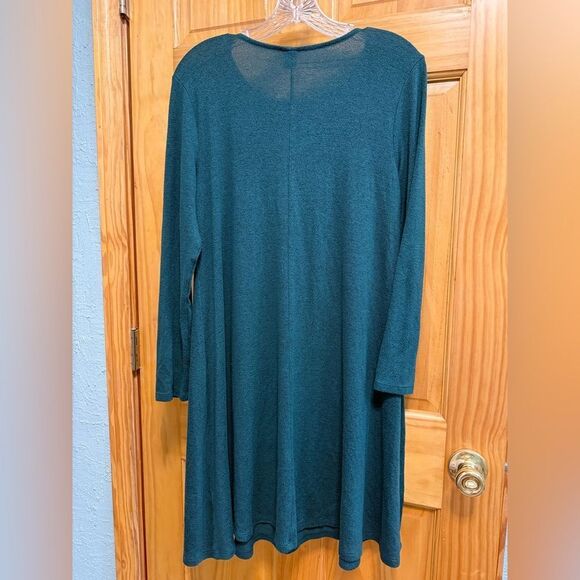 Old Navy size M above the knee forest green dress - Picture 4 of 6